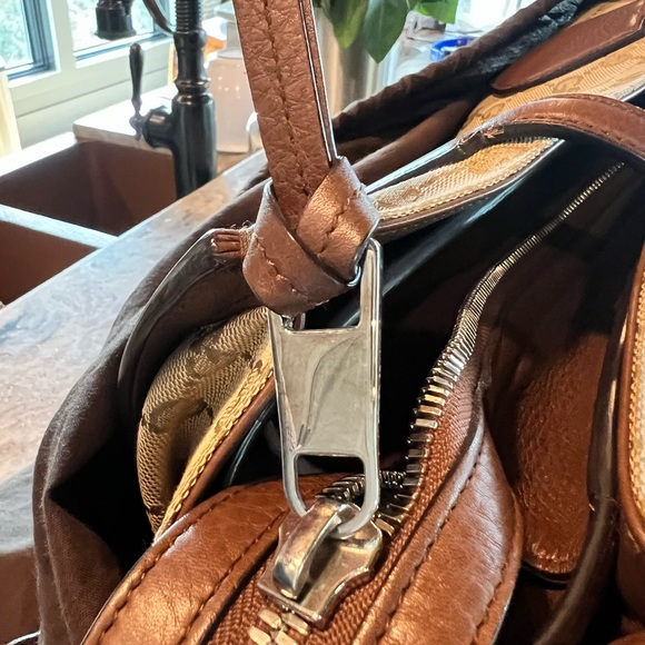 Authentic GUCCI Ramble original gg canvas and Brown leather layered tote - Picture 14 of 16